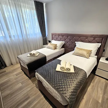 Apartment At 8
