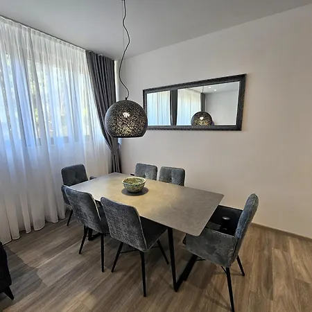 Apartment At 8 *