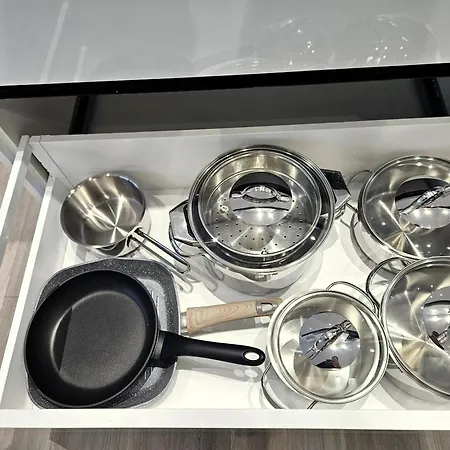 Διαμέρισμα At 8 *