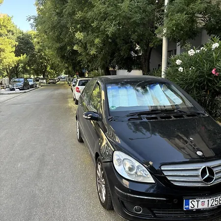 Διαμέρισμα At 8